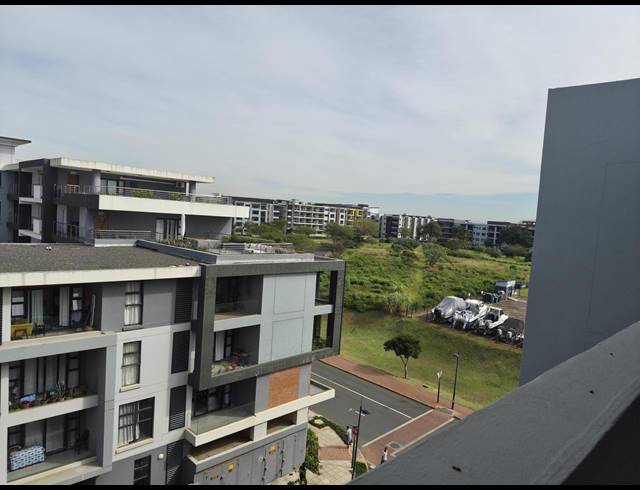2 BEDROOM APARTMENT FOR SALE IN UMHLANGA RIDGE
